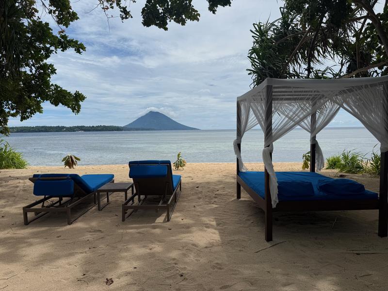 Siladen Resort & Spa